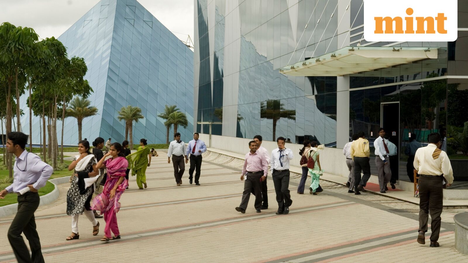 AI Integration and Geopolitical Risk Stifle India's Campus Hiring Market