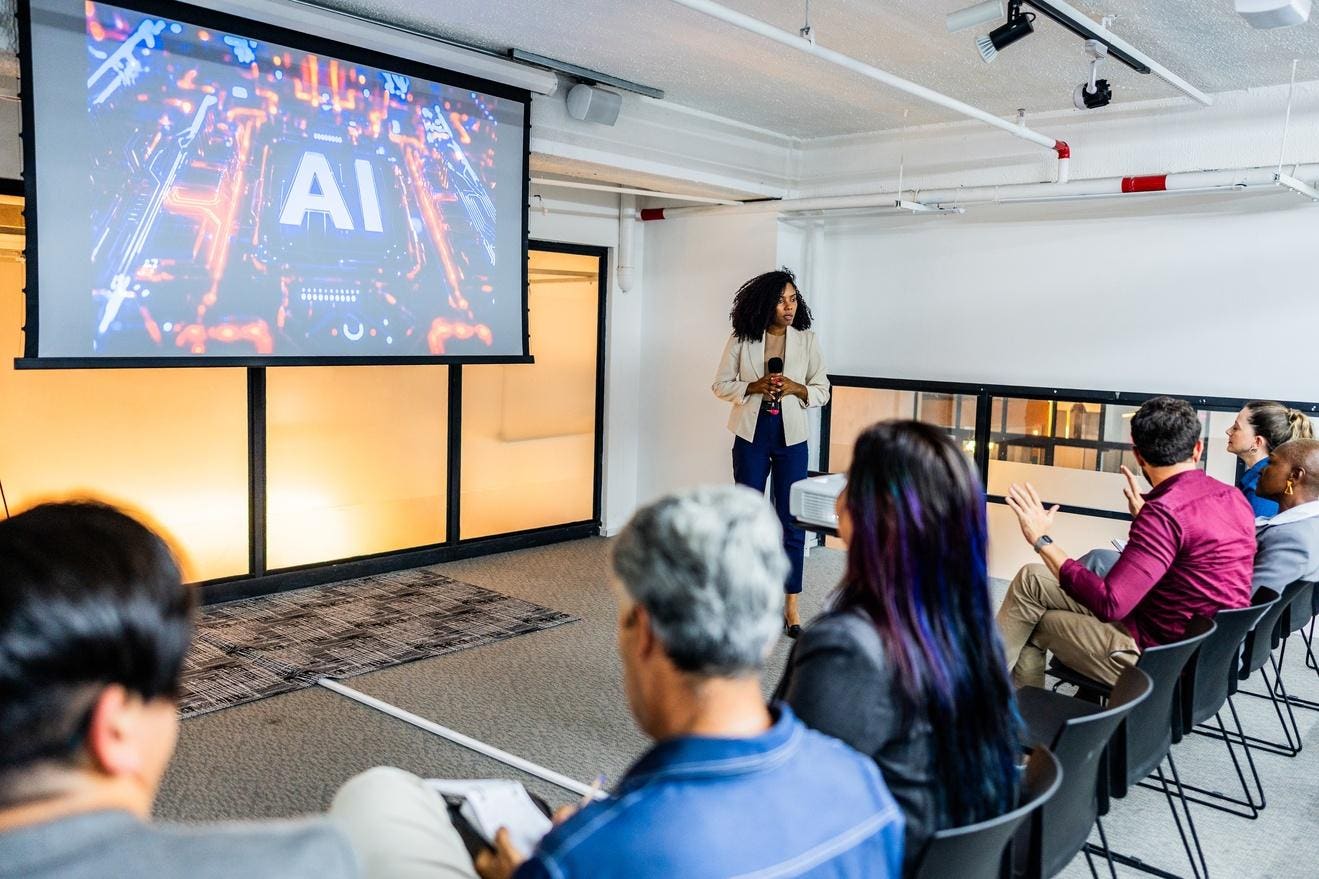 AI Startups Hit Profit in 8 Months, Y Combinator CEO Says