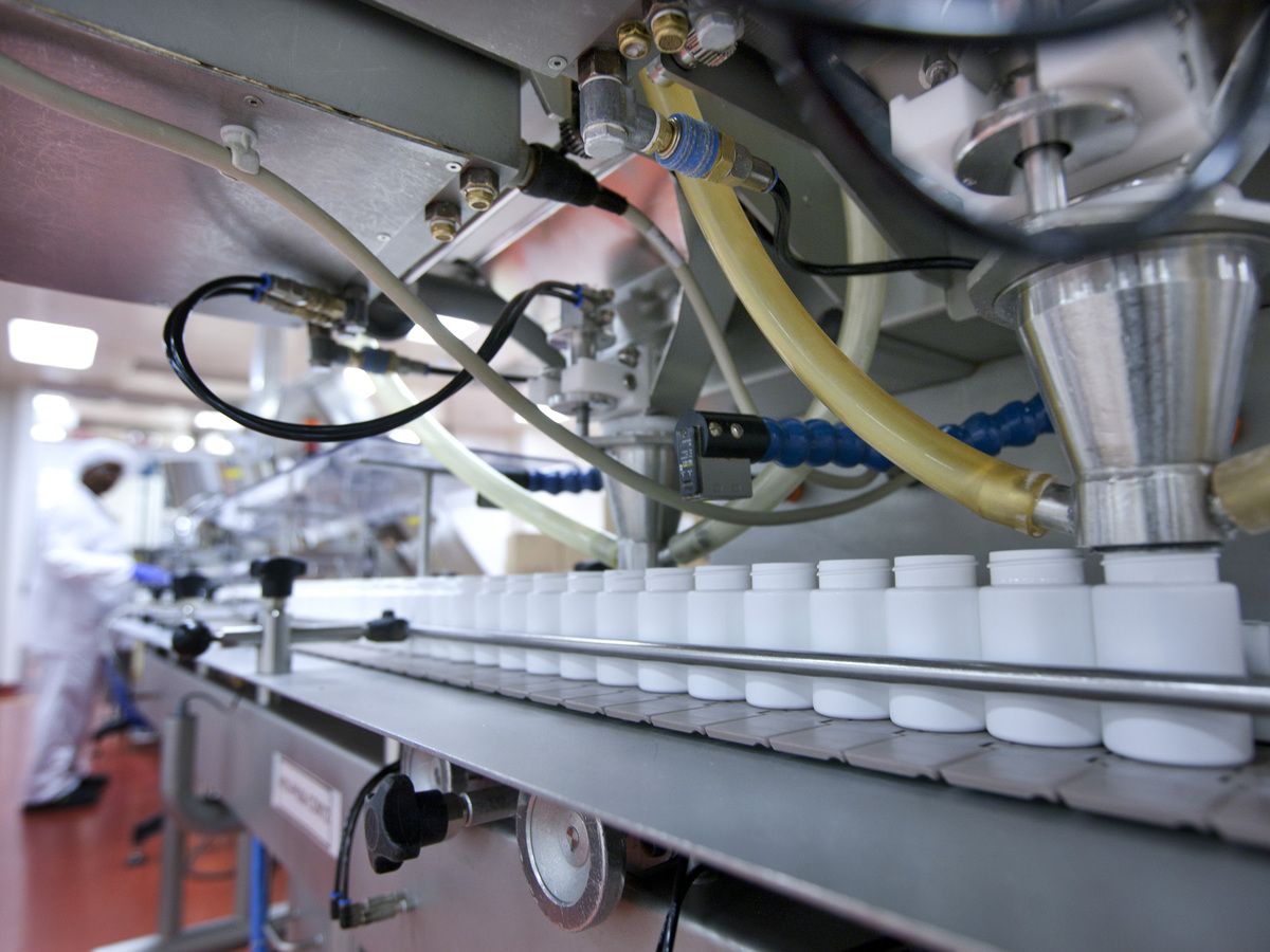 Apotex IPO Shares Jump 44%; Analysts See 24% More Upside
