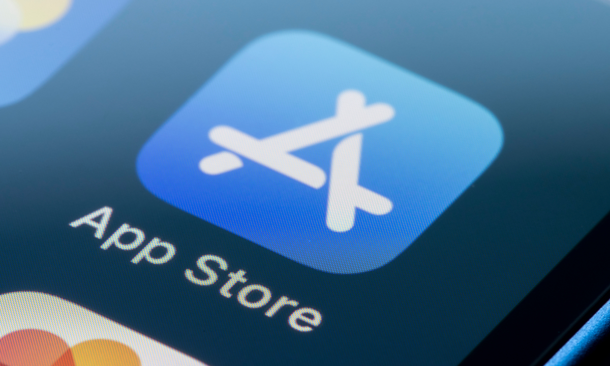 Apple to Remove Copycat Apps, Shifts Developer Risk