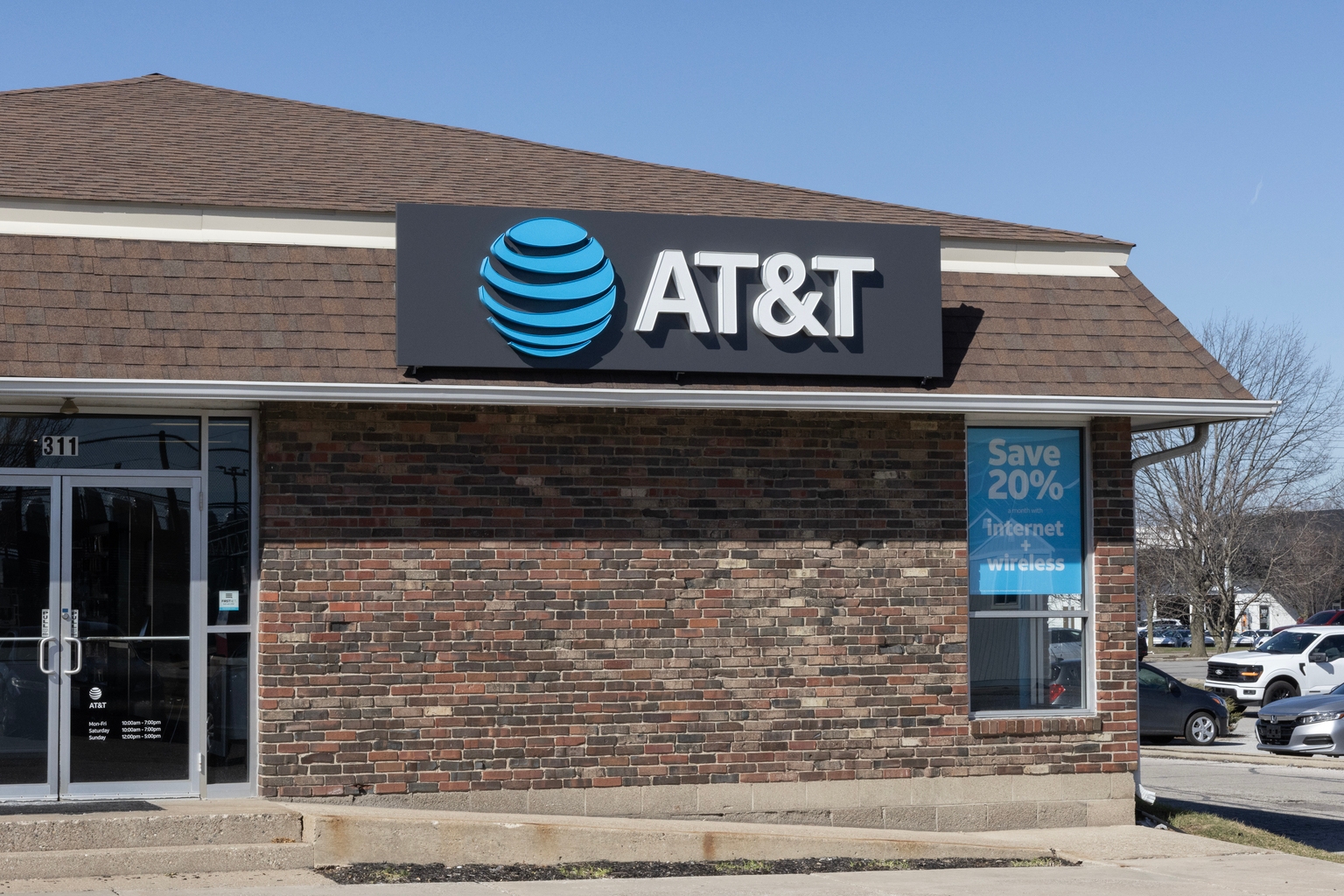 AT&T’s Preferred Equity Strategy: Balancing High Yields Against Looming Capital Expenditures