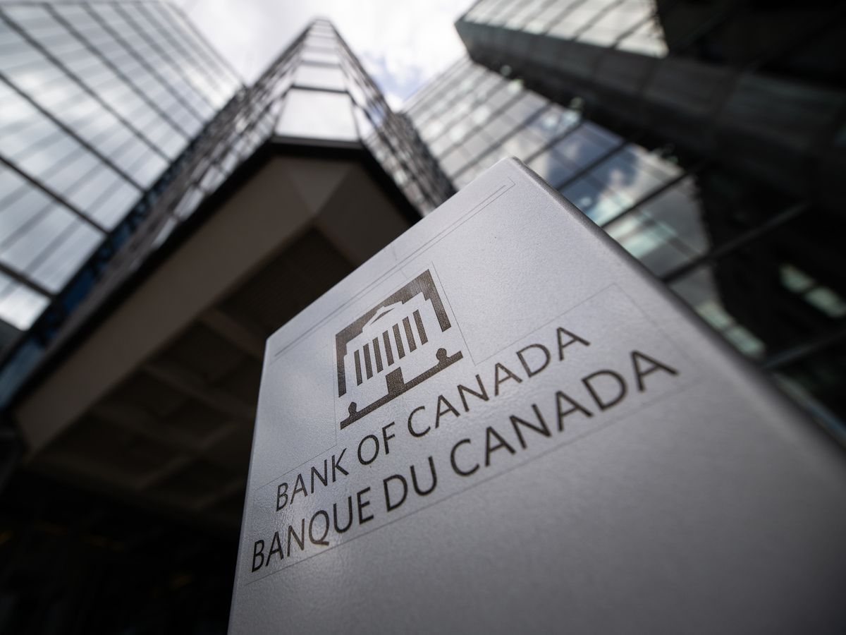 Canada CPI at 3.2%: Gas Hike Masks Weak Economy, Economists Say