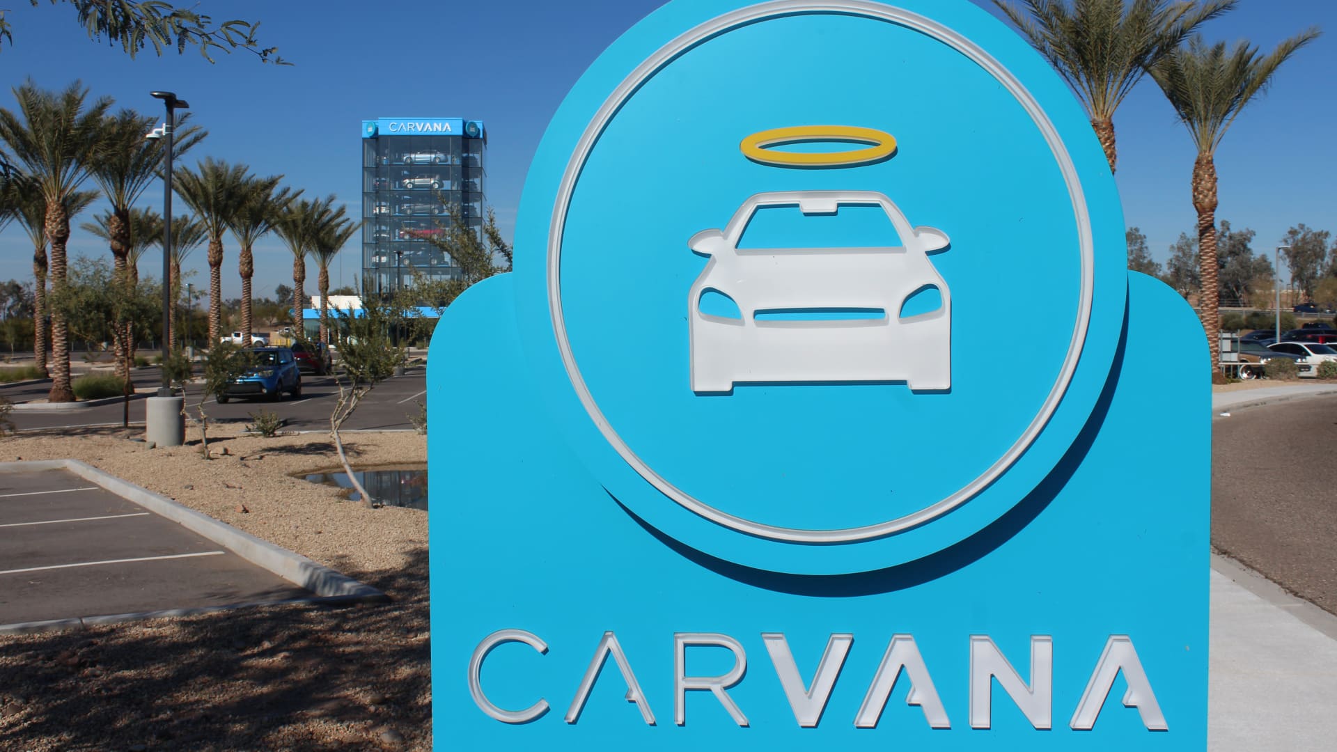 Carvana's New-Car Push Reshapes the Dealer Model