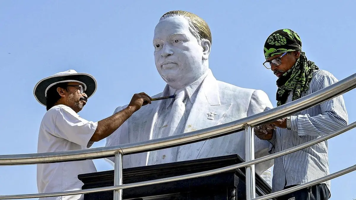 Central Railway Bolsters Mumbai Suburban Transit with Special Services for Ambedkar Jayanti