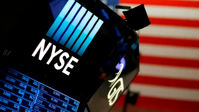 Dow Record 50,579: Eight-Week Rally Extends on Lower Yields, Oil Drop