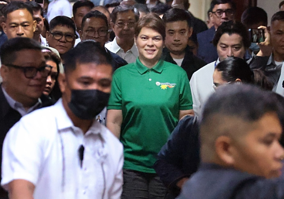 Duterte Lawyers Ask Supreme Court to Halt Impeachment