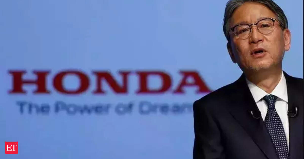 Honda Board Backs CEO After Retiree Ouster Bid Fails