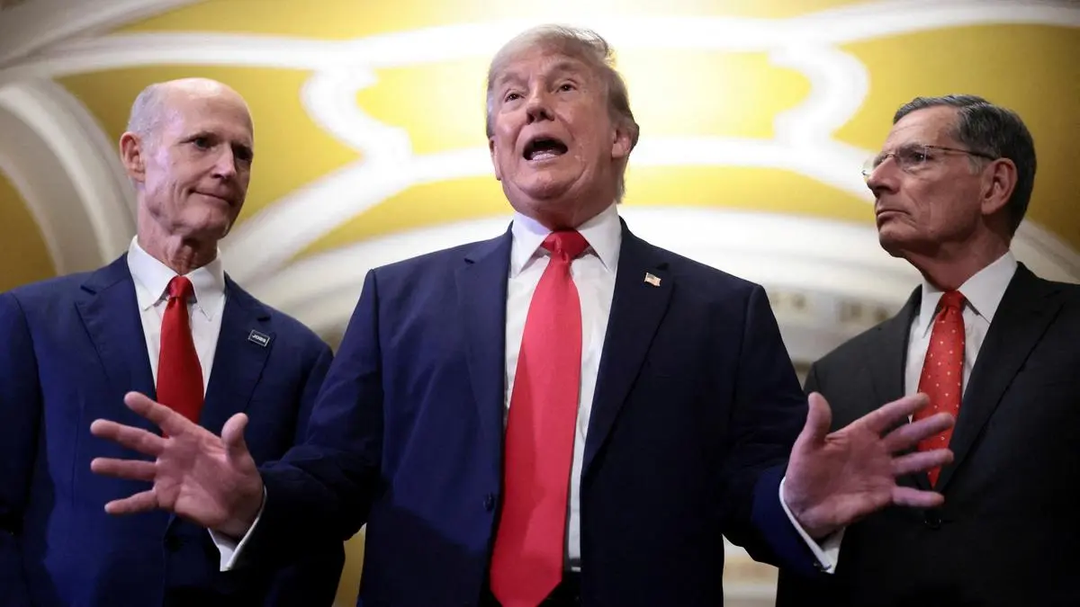 Hormuz Tolls Would Kill Iran Deal, Trump Warns