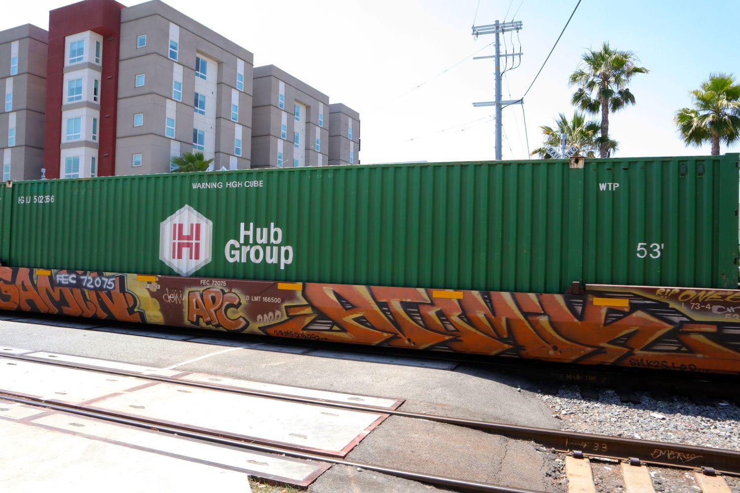 Hub Group's $77M Error Triggers C-Suite Exit, Investor Risk