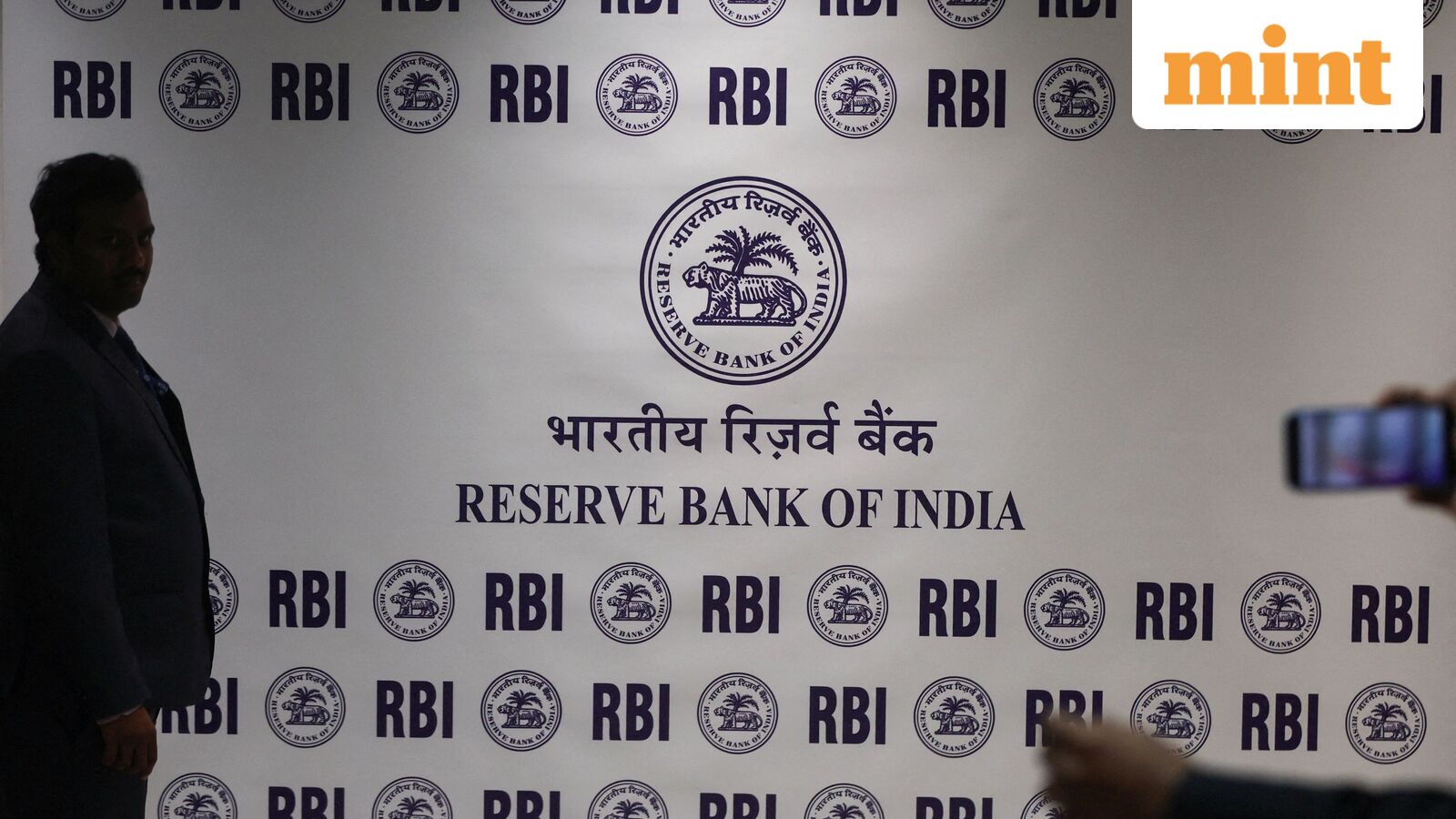 Industry Critics Call RBI Anti-Fraud Plan a Threat to Small Merchants