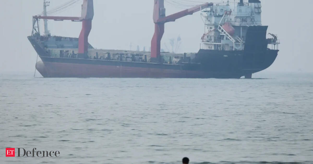 Iran Strikes Push Oil Above $78; Hormuz Shipping Risk Surges