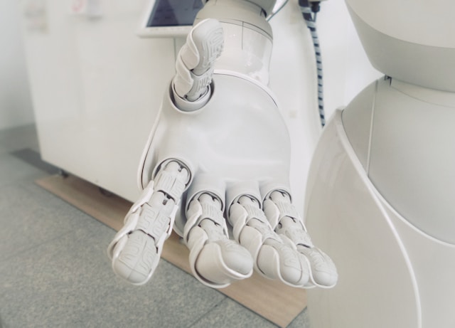 Jim Cramer Sticks With IBM Despite Starbucks Threat and AI Pressure