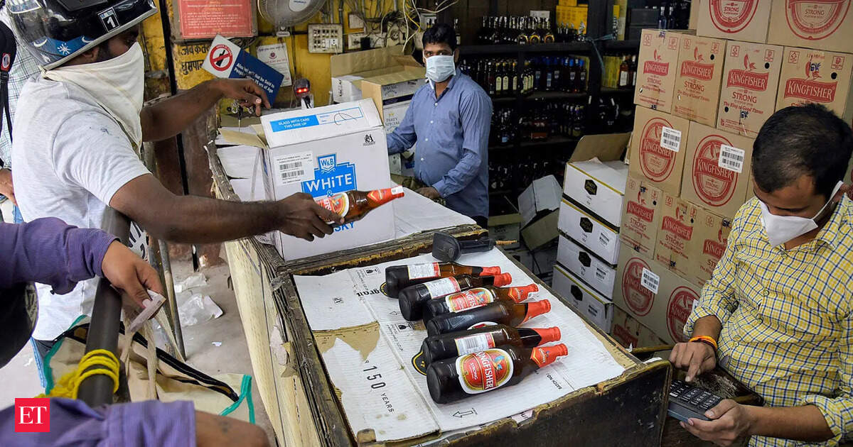 Karnataka Alcobev Overhaul: Local Distillers at Risk