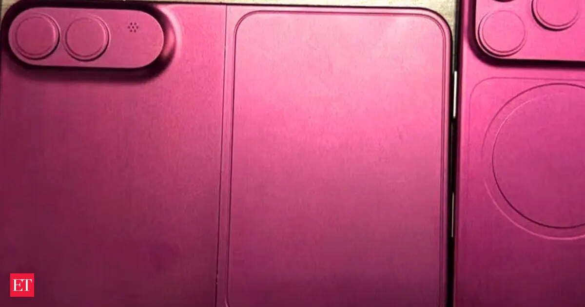 Leaked Apple Foldable Prototype Sparks Design Debate Ahead of 2026 Launch