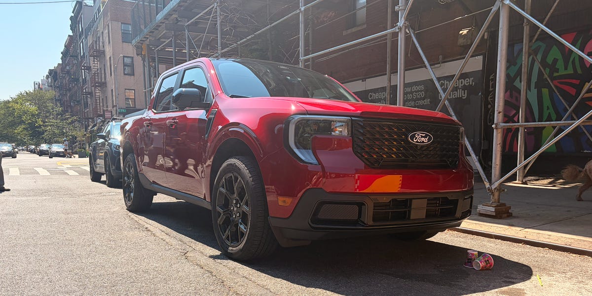 Maverick Hybrid's 33.5 MPG Challenges Full-Size Truck Market