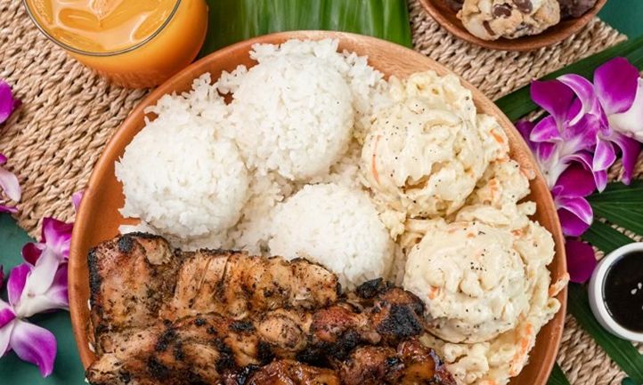 Mo' Bettahs Opens First Indiana Restaurant in Avon