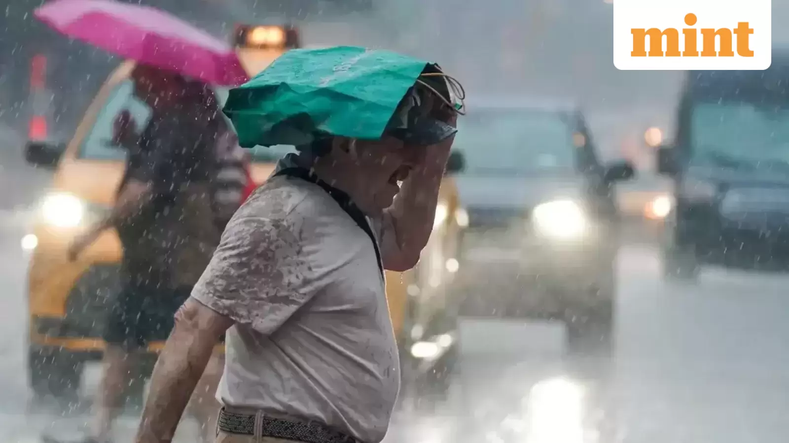 NYC flooding traps drivers, closes highways, grounds flights
