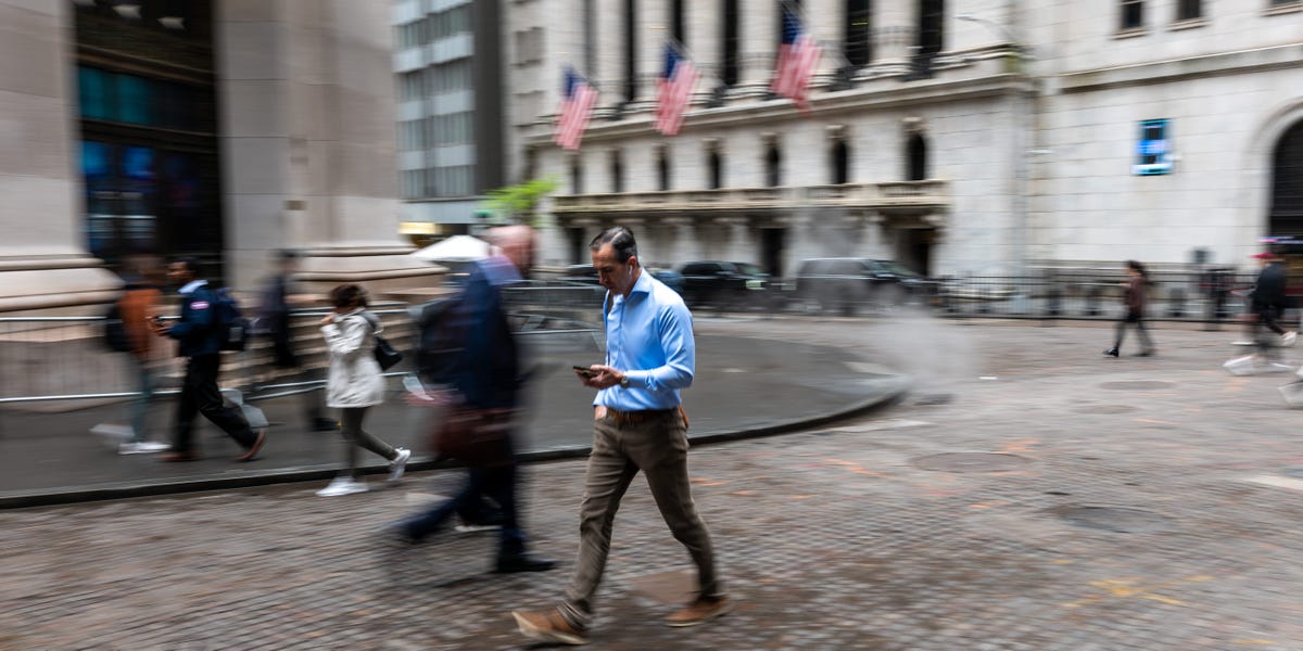 Private Credit Investors Pull $20 Billion in Record Q1 Redemption Surge