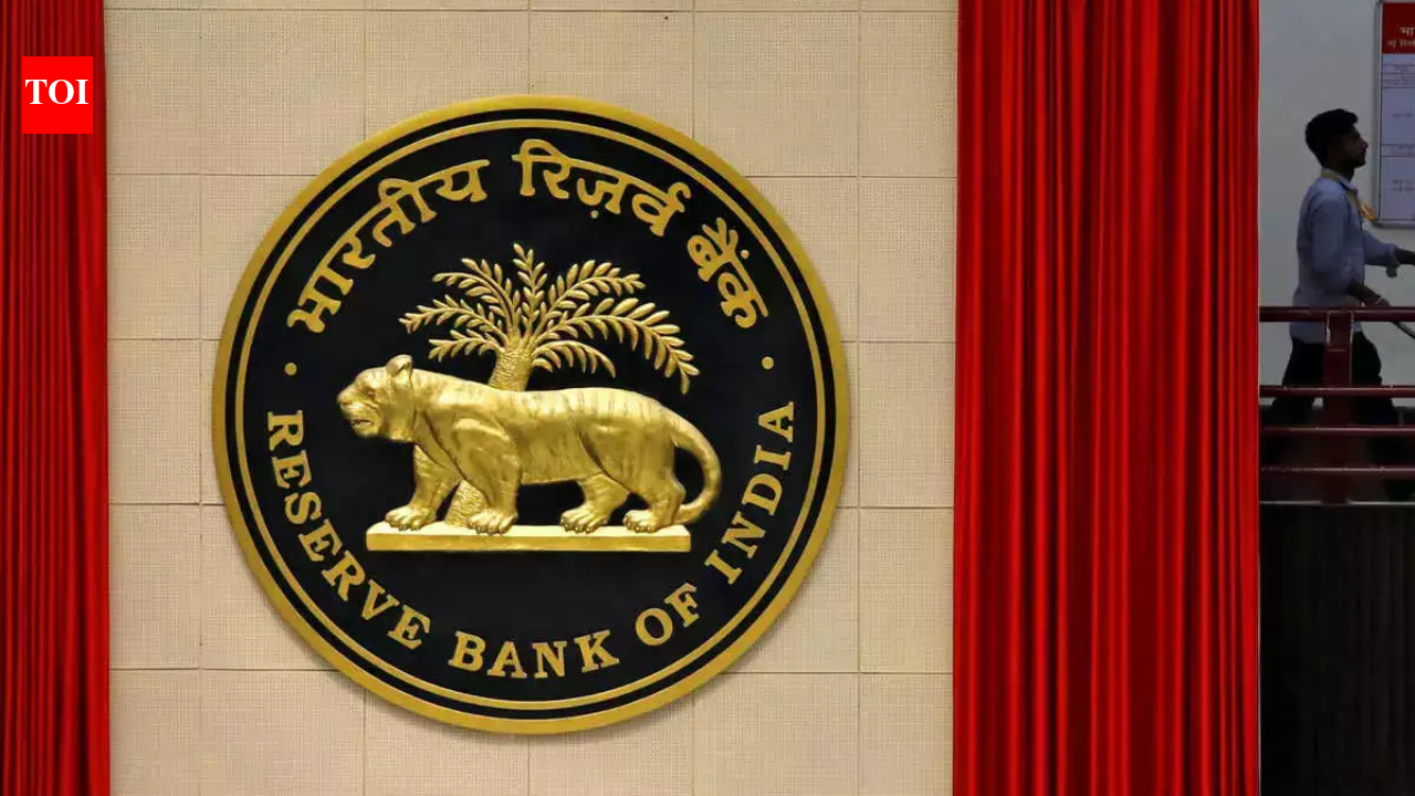 RBI Poised to Maintain Repo Rate at 5.25% Amid Geopolitical Inflation Concerns