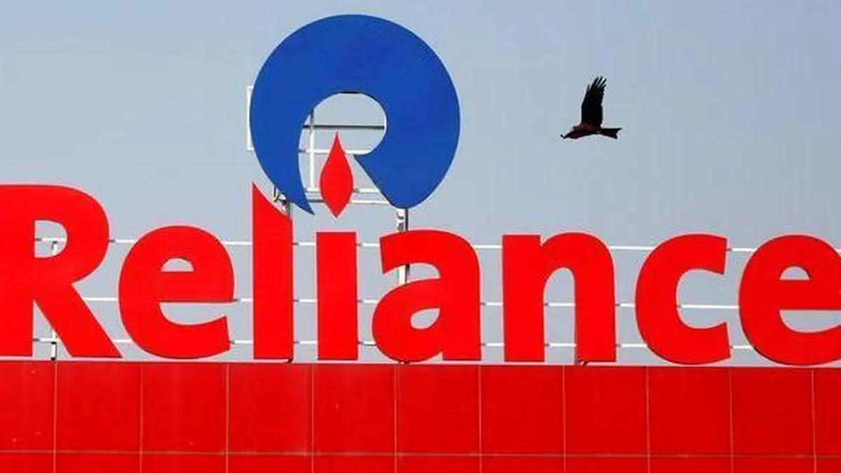 Reliance shares flat after record Q1 profit, analyst upgrades