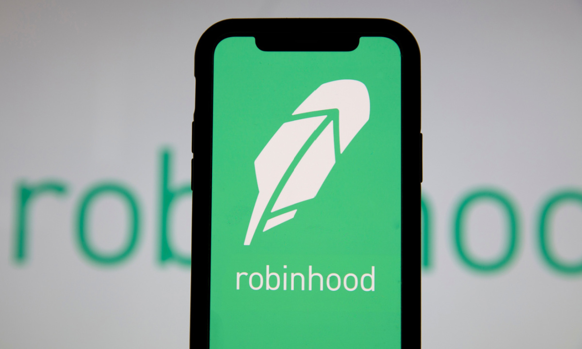 Robinhood CEO Says Securities Unit Granted Underwriter Status
