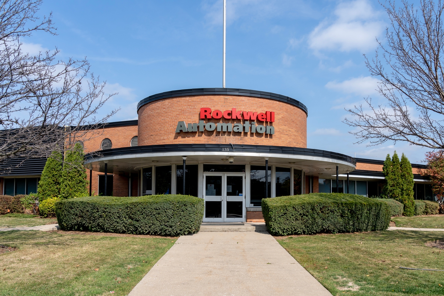 Rockwell Automation Valuation Remains Stretched as 2026 Outlook Falters