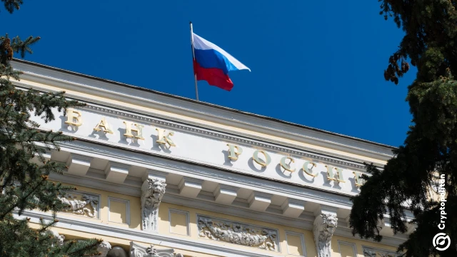 Russia's Amended Crypto Bill Opens Payments, Tightens Coin Access