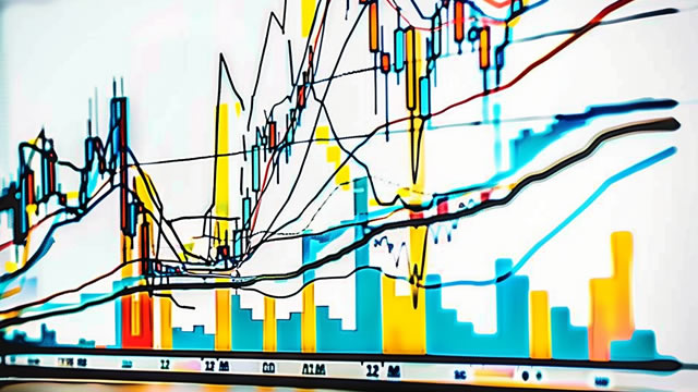 Senator Tillis Eyes Stablecoin Draft Release as CLARITY Act Deadline Looms