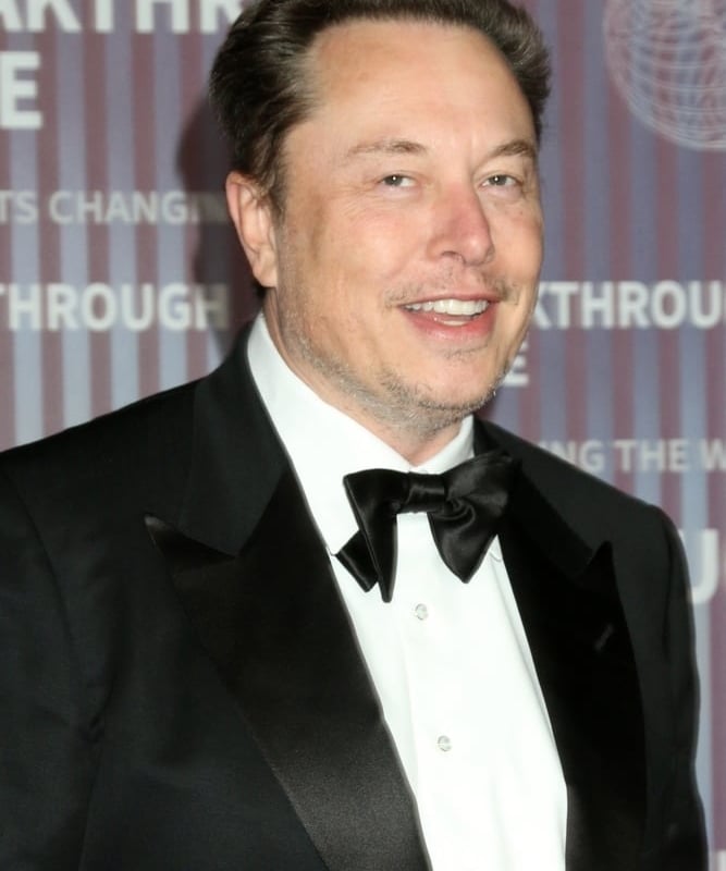 SpaceX IPO Makes Elon Musk First Trillionaire; Lawmakers Pounce