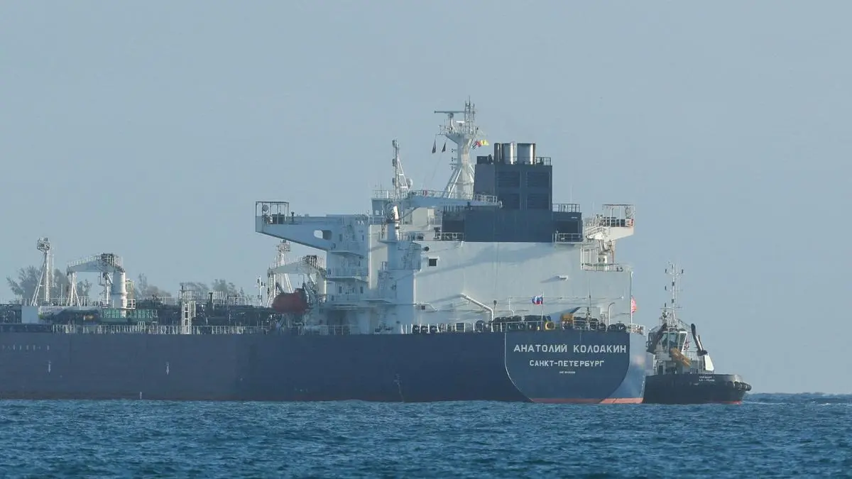 Tanker Traffic Diverts as U.S. Prepares Strait of Hormuz Blockade