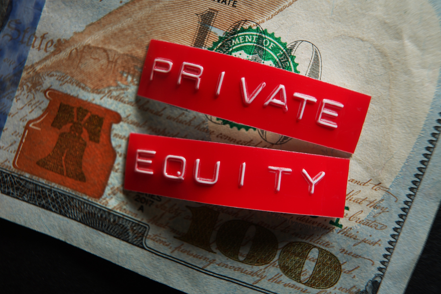 The Democratization of Private Equity: Evergreen Funds Reshape Retirement Portfolios
