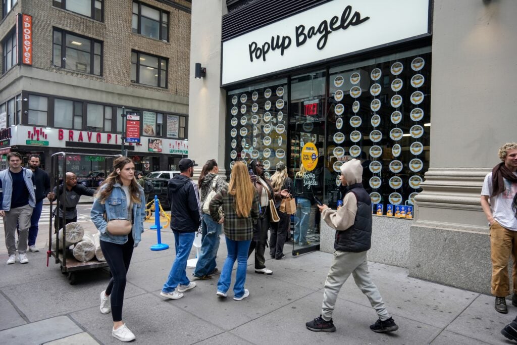 Tiger Global Bets Big on PopUp Bagels: The $300 Million Valuation Explained