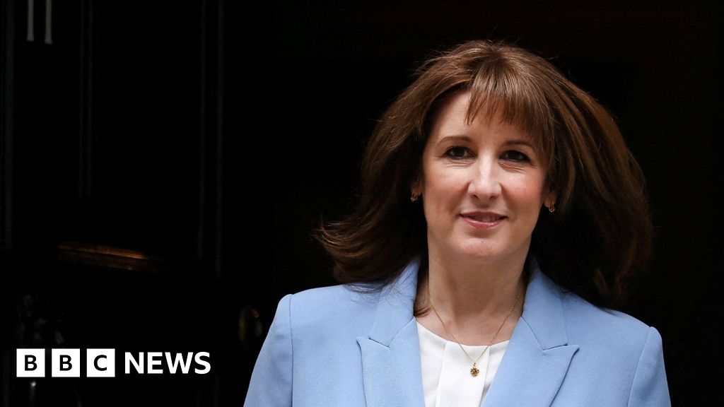 UK Chancellor Reeves Labels US-Iran Conflict a 'Mistake' as Economic Forecasts Worsen