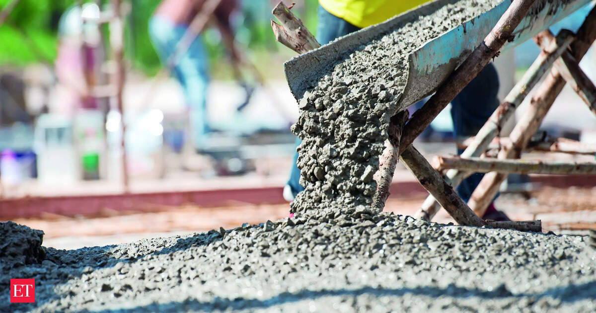 Ultratech, Shree Take Opposite Bets on India Cement Demand