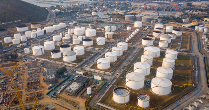 US crude stocks drop 8.3M barrels, eighth straight weekly draw