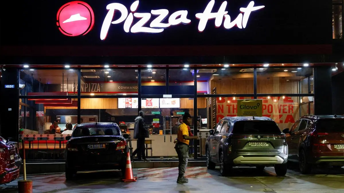 Yum! sells Pizza Hut for $2.7B, adds $4B buyback